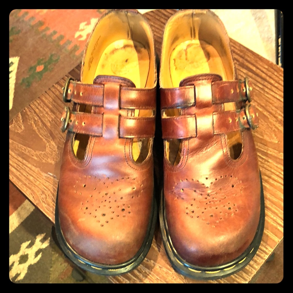 Dr. Martens 8065 Leather Sneaker Flat